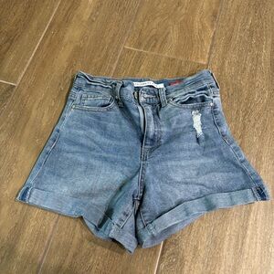 Women’s shorts